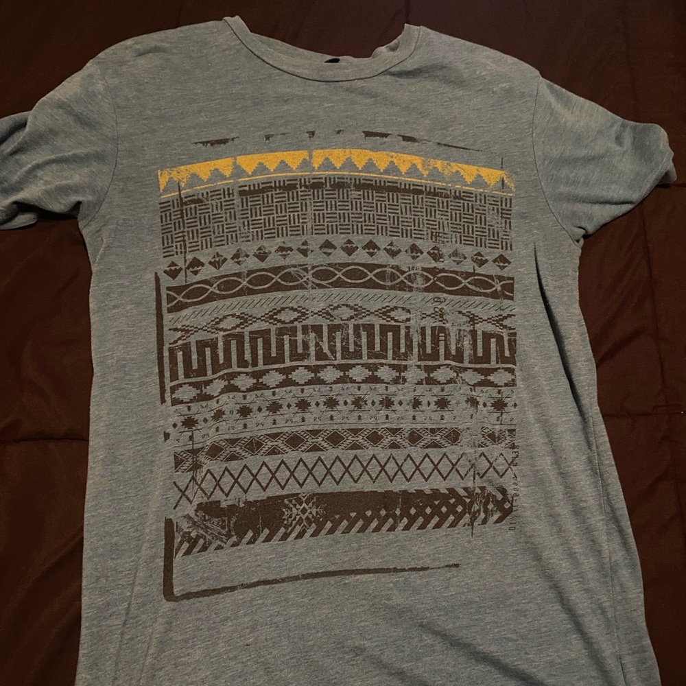 forever 21 Mens  Blue Shirt with Aztec Graphic on front Small